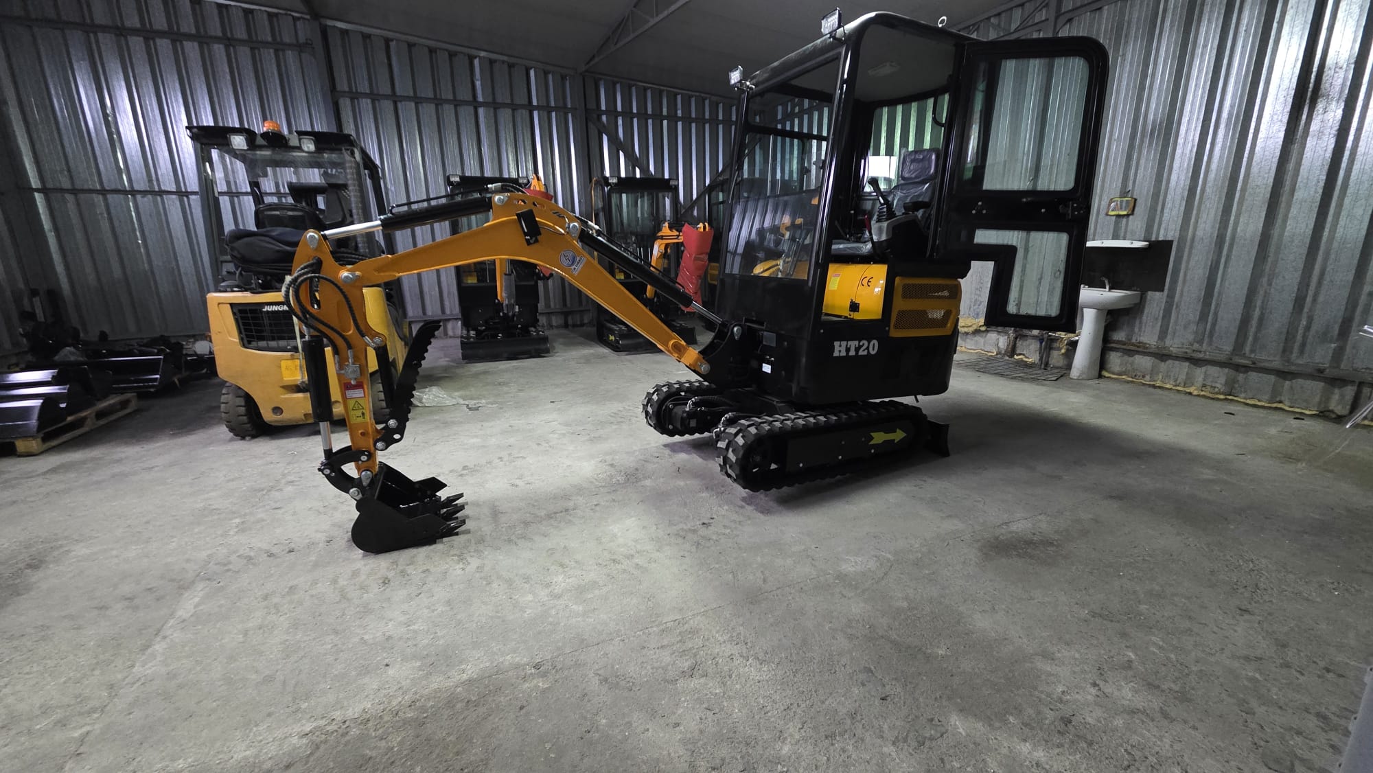 Miniexcavator HT20